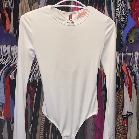 Perfect shape soild white BLUSH body suit snap button open  lace up back sz MED - Picture 1 of 9